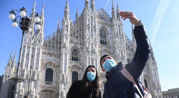 Coronavirus, diretta. In Italia oltre 400 casi: il primo in Abruzzo. Fontana negativo ma in isolamento. Primo contagio in Danimarca, tornava dall'Italia Coronavirus, diretta. In Italia oltre 400 casi: il primo in Abruzzo. Fontana negativo ma in isolamento. Primo contagio in Danimarca, tornava dall'Italia