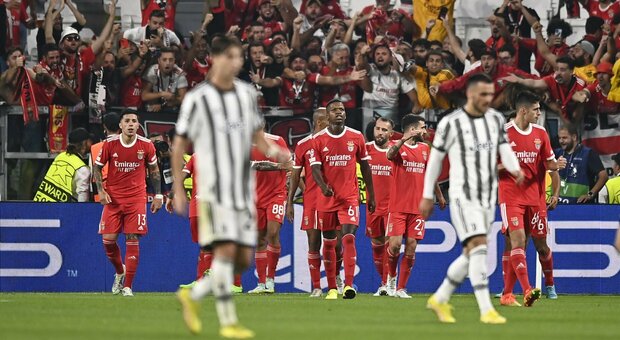 Diretta Juventus-Benfica: Allegri con Milik e Vlahovic dal 1'. In mediana spazio ancora a Miretti