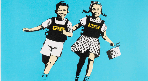Banksy alla conquista di Roma: oltre 100 opere in mostra al Chiostro del Bramante