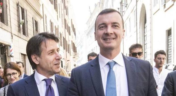 Coronavirus, Casalino cita il modello Portogallo per chiedere la collaborazione di Salvini e Meloni