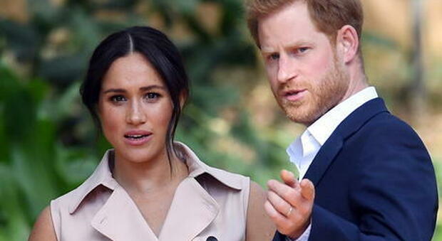 Harry e Meghan presto a Londra: «A giugno un evento per la Regina». Ma il Covid complica tutto