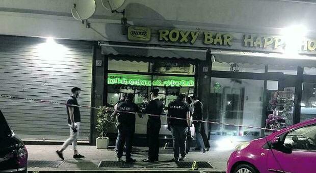 Sparatoria a Roma, chiuso il Roxy Bar di via Alessandrino: il provvedimento per 15 giorni