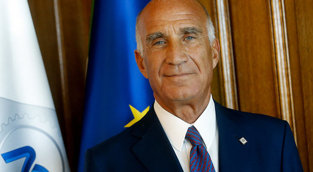 Sticchi Damiani: «Mondiale può finire anche a gennaio, data Monza scolpita nel marmo» Sticchi Damiani: «Mondiale può finire anche a gennaio, data Monza scolpita nel marmo»