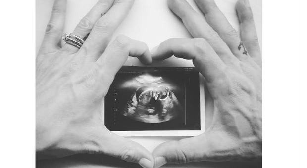 Leonardo Bonucci e Martina Maccari, l'annuncio del terzo figlio su Instagram: «E poi arrivi Tu...»
