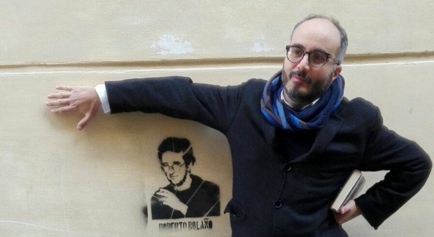 Battisti arrestato, post choc dell'assessore-scrittore: «Sono contro il carcere, per chiunque»