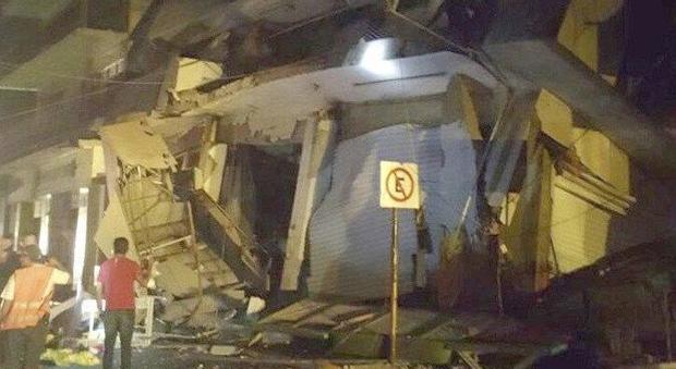 Il Messico devastato dal terremoto, sale a 65 il numero dei morti