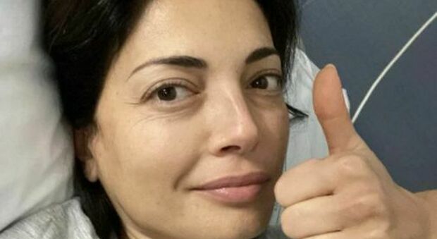 Alessia Mancini in ospedale per un intervento: «Prendetevi cura di voi». Ecco cosa le è successo