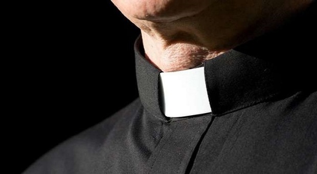 «Noi, 4 sorelle molestate per anni dallo stesso prete», la confessione choc
