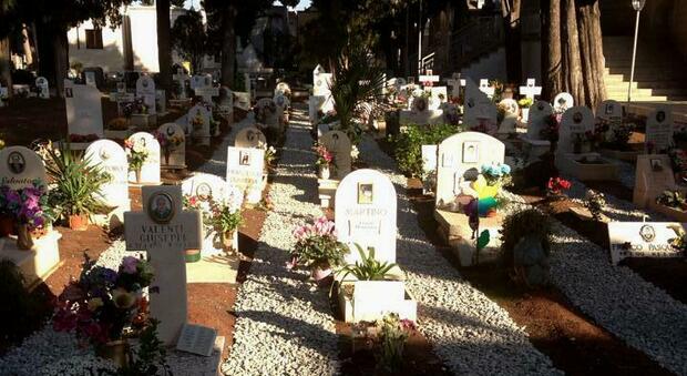 Ceglie, operai del cimitero da tre mesi senza stipendio. Sepolture bloccate