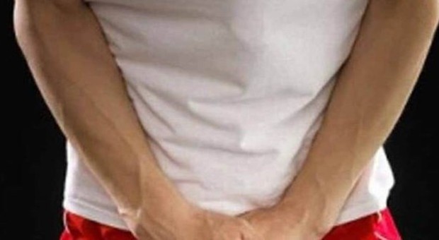 Fa sesso con la compagna, poi accade un imprevisto: "Ho sentito un colpo secco"