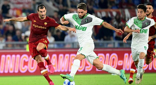 Roma, mancano gol in attacco: Berardi l'alternativa a Zaniolo. Si avvicina Guedes, il Napoli su Solbakken