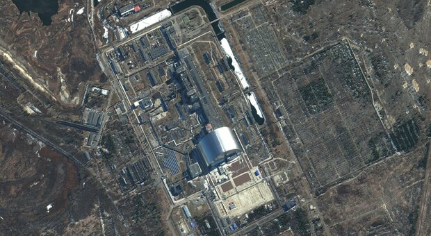 Chernobyl, centrale nuclerale saccheggiata dai russi. Attivi i Gps dei Pc rubati: «Sono in Bielorussia»