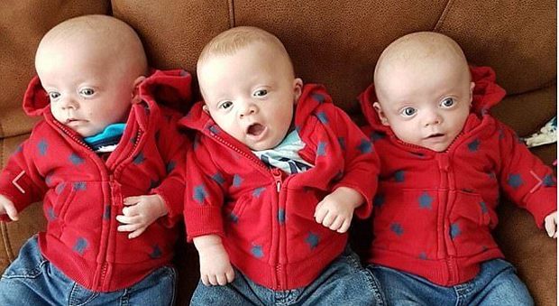 Madre li va a svegliare, ma trova due gemellini morti: "Uccisi dal monossido di carbonio"