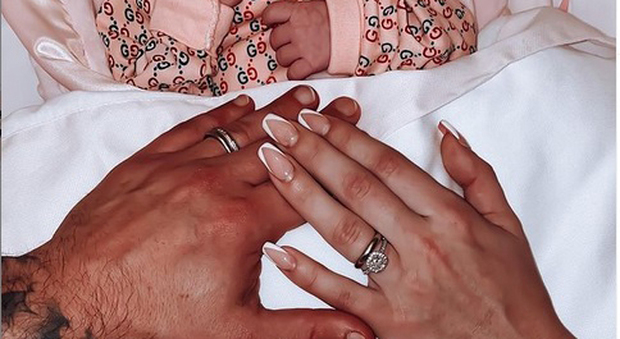 Alessia Macari ha annunciato la nascita della sua prima figlia (Instagram)