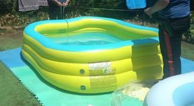 Bimbo di 21 mesi muore annegato nella piscina di casa