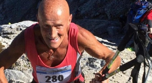 Claudio Ghezzi, morto l'alpinista sulla Grigna (che aveva scalato 5.600 volte): stava soccorrendo un'amica Claudio Ghezzi, morto l'alpinista sulla Grigna (che aveva scalato 5.600 volte): stava soccorrendo un'amica