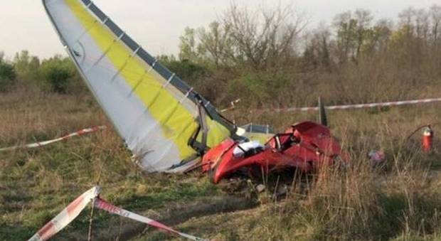 Incidente col deltaplano, muore ex direttore della scuola di paracadutismo di Reggio Emilia