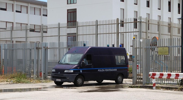 Covid: 190 positivi nelle carceri della Puglia, a Bari focolaio maggiore con 86 contagi