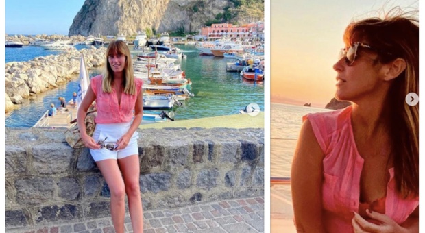 Maria Elena Boschi a Ischia, shorts e scollatura sexy: «Un'isola meravigliosa»