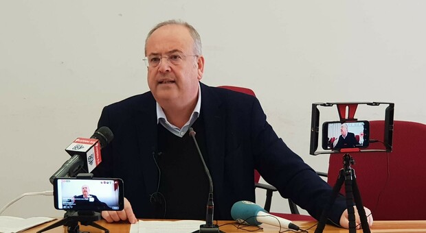 Brindisi, il sindaco Rossi azzera la giunta: via alla verifica di maggioranza