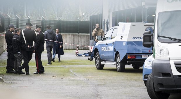 Linate choc: uomo trovato morto nel parcheggio dell'aeroporto con mani e piedi legati