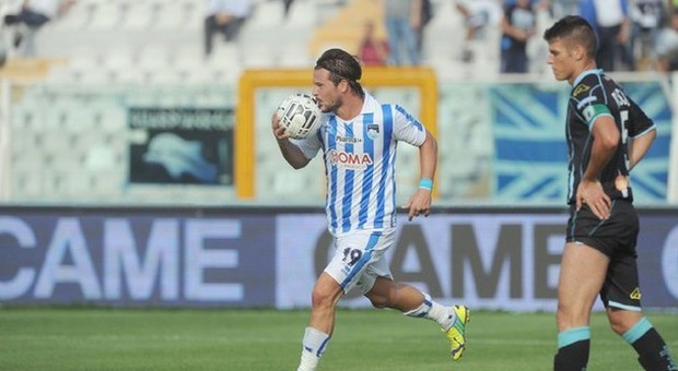 Il Pescara liquida con tre gol il Frosinone: seconda vittoria di fila