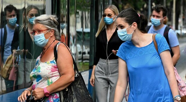 Coronavirus, in Grecia è cominciata la seconda ondata. «Ora possiamo vincere o perdere la battaglia» Coronavirus, in Grecia è cominciata la seconda ondata. «Ora possiamo vincere o perdere la battaglia»