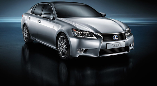 La nuova Lexus GS 300h esposta per la prima volta in Europa al salone di Francoforte