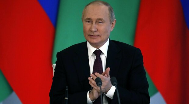 Putin, il discorso oggi a San Pietroburgo: «È finita l'era del mondo dominato dagli Usa. Gli obiettivi in Ucraina saranno raggiunti»