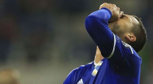 Euro 2016, vola l’Olanda: 6 gol alla Lettonia vince la Norvegia, pari tra Bulgaria e Malta Pjanic sostituito per lo scoppio di un petardo Euro 2016, vola l’Olanda: 6 gol alla Lettonia vince la Norvegia, pari tra Bulgaria e Malta Pjanic sostituito per lo scoppio di un petardo