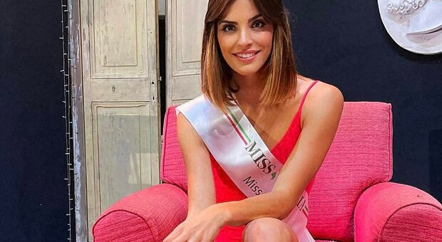 Beatrice Scolletta, 26 anni, di Nettuno, subito dopo l'elezione a Miss Lazio 2021