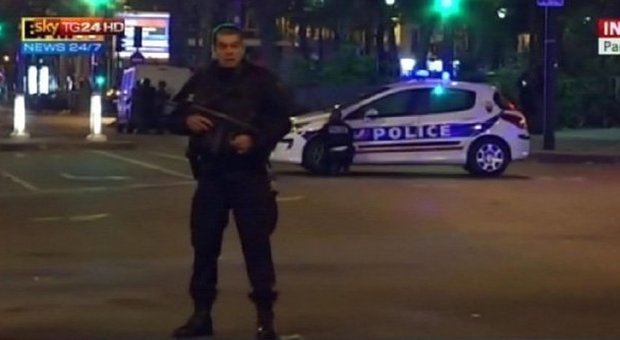 Parigi sotto attacco, esperto 007: «Artificiere strage arrestato in Belgio, si chiama Mohamed Amri»