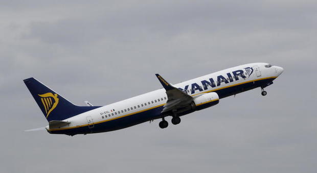 Ecco quando si tornerà a volare da Londra all'Italia: il piano delle compagnie low cost per riprendere i collegamenti