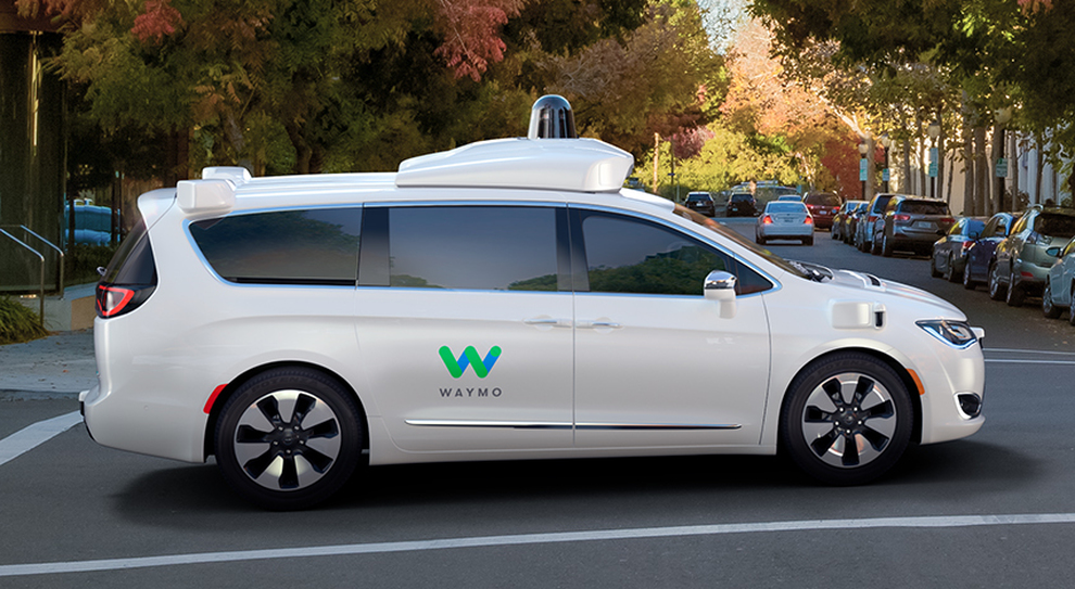 Una Chrysler Pacifica di Waymo