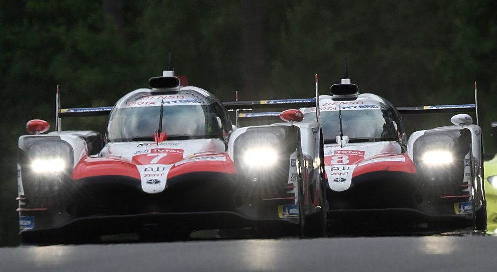 La Toyota TS050. I due bolidi giapponesi stanno dominando la 24 Ore di Le Mans
