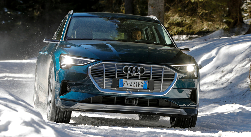 L'Audi e-tron sulle strade del Passo del Tonale