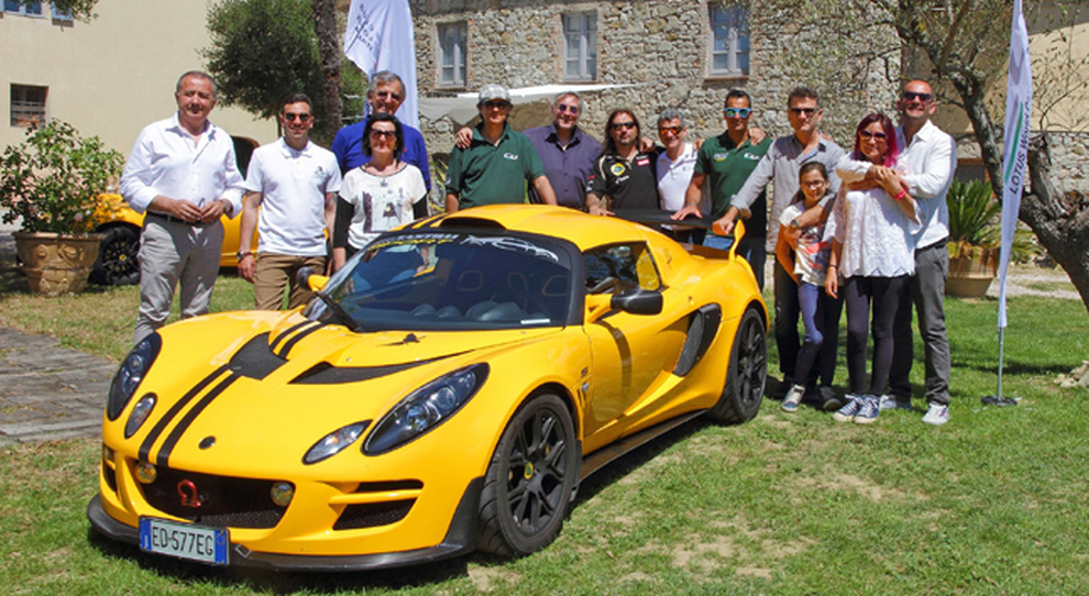 I protagonisti della serie tv Lotus Loves Umbria