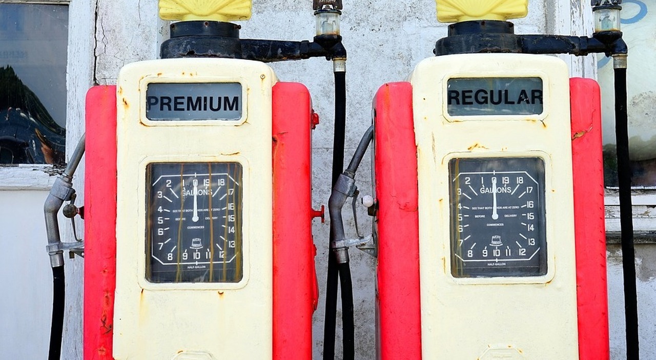 Un distributore di carburante d'epoca
