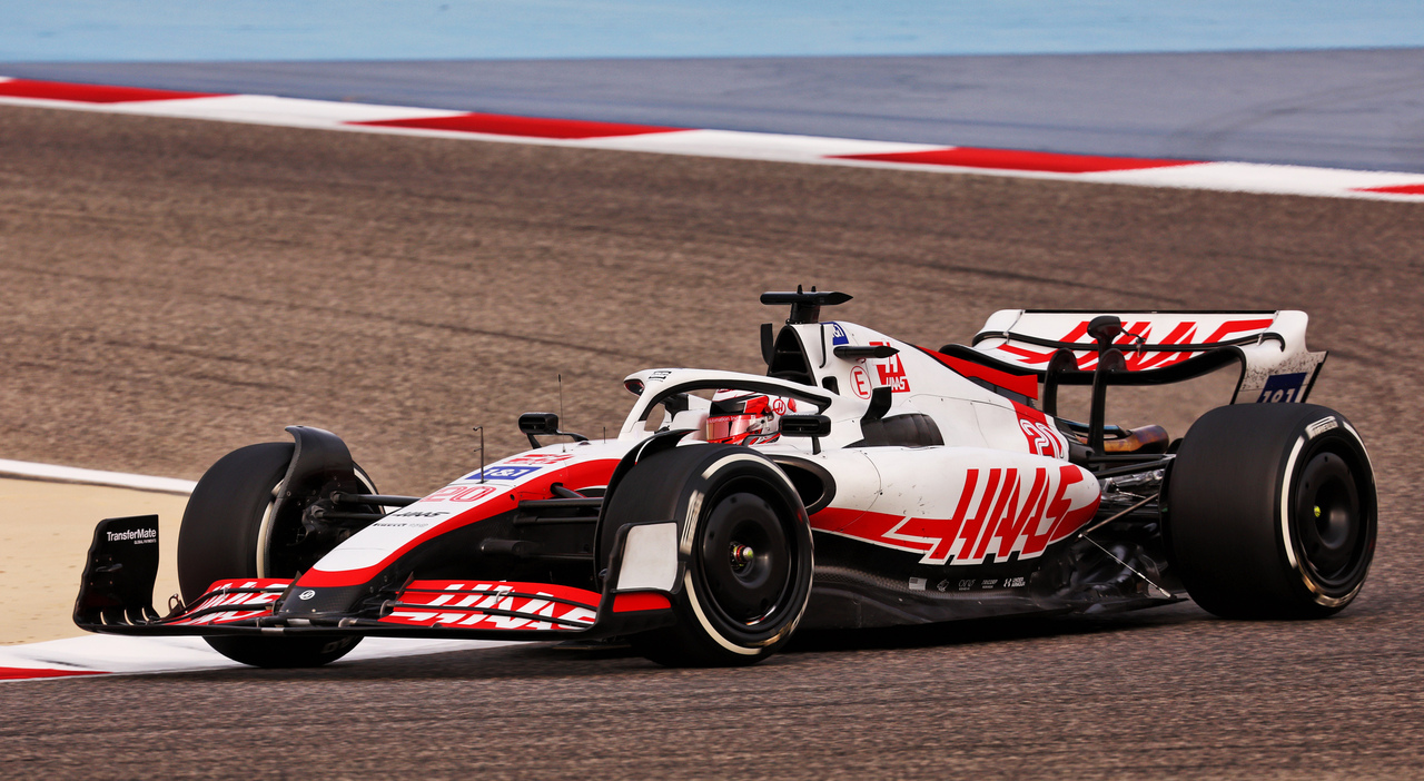 Nella foto, Kevin Magnussen