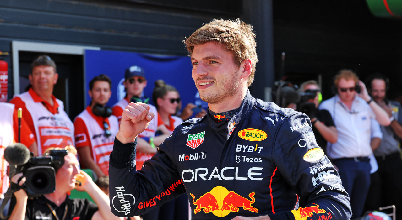 F1, GP Olanda, la diretta: Leclerc e Sainz per fermare l'onda arancione che spinge Verstappen
