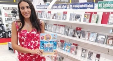 Valentina su Radio Jukebox: due hit e impegno sociale con Centro Libertas Marche e Coni