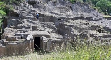 Il borgo di Blera e la "piccola Cappadocia" del Lazio: la necropoli di Pian del Vescovo