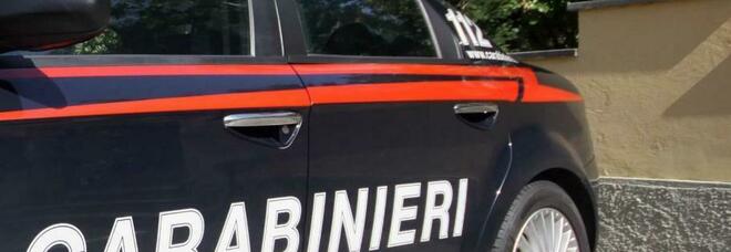 Roma, a Piazza Vittorio senza mascherina: 5 persone multate Roma, a Piazza Vittorio senza mascherina: 5 persone multate