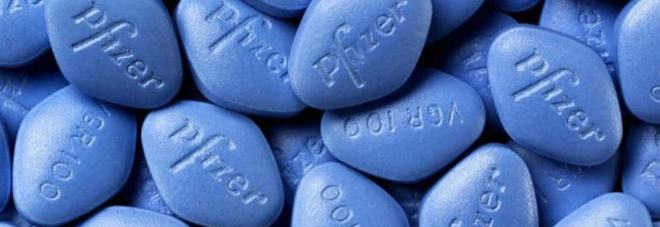Viagra, 20 anni di pillola blu. Nacque per il cuore, l'erezione era un effetto collaterale