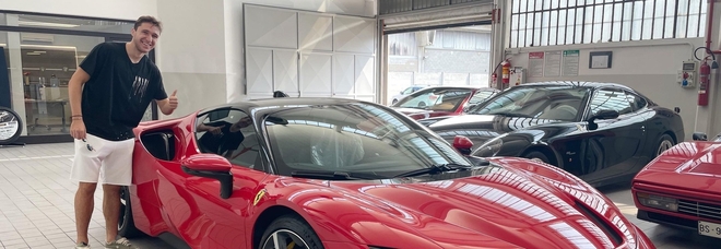 Juve, Chiesa compra la sua prima Ferrari
