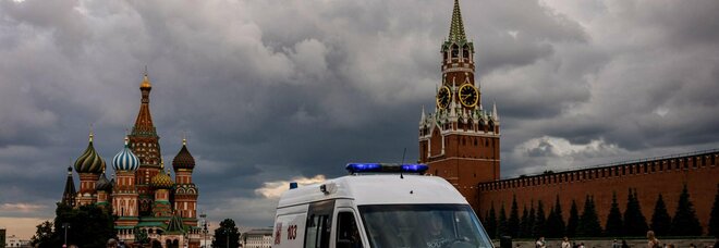 Covid Russia, record di morti: mille in un giorno. E la campagna vaccinale va a rilento