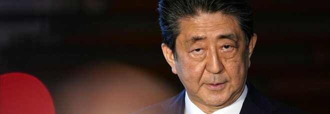 Shinzo Abe chi è l'ex premier del Giappone, ferito in un attentato, che ha cambiato le sorti di un'intera nazione