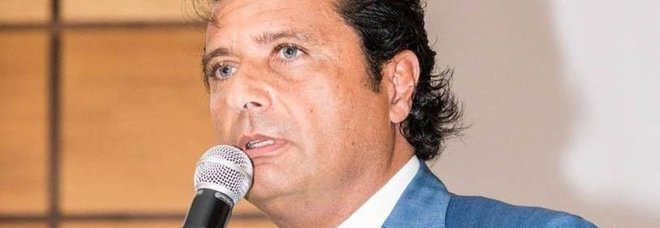 Se capitan Schettino dà lezioni di coraggio Se capitan Schettino dà lezioni di coraggio