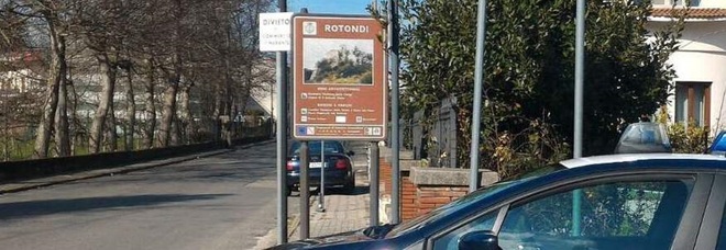 Scoppia la lite, anziano ferisce ragazzo con un coltello Scoppia la lite, anziano ferisce ragazzo con un coltello