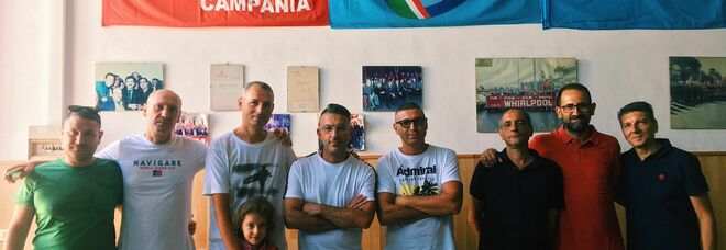 Whirlpool Napoli, presidio anche a Ferragosto: «Non c’è vacanza senza lavoro»